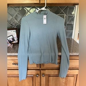 American Eagle NWT long sleeve
